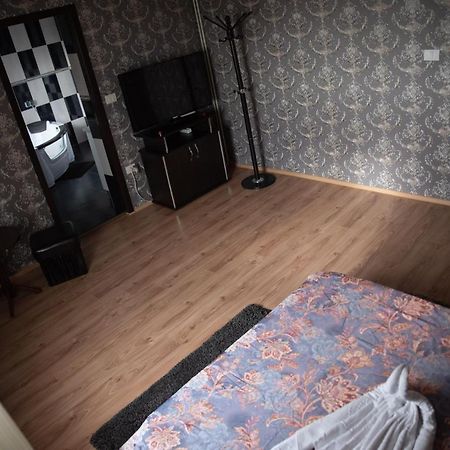 Casa Robi Hotel Pestisani Eksteriør billede